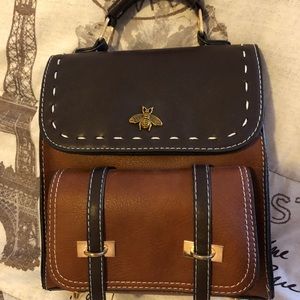 Little Bee Faux Leather Vintage Bag